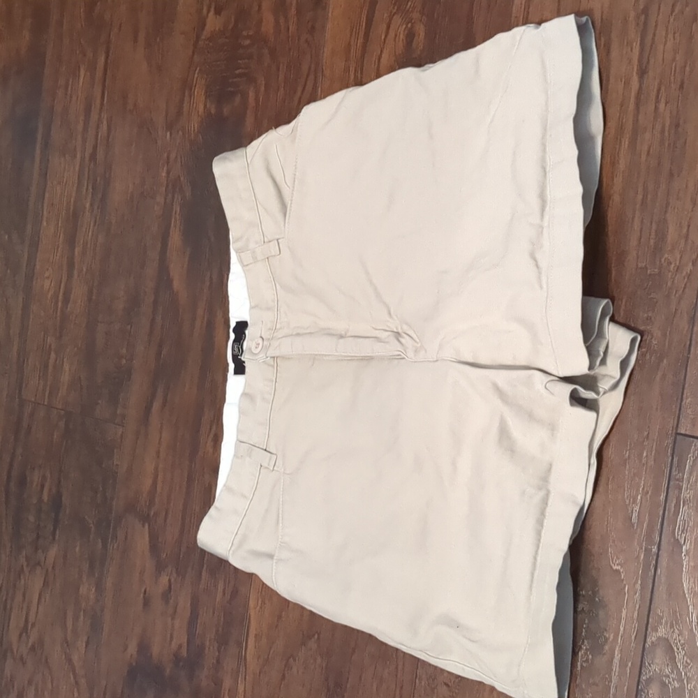 Women's Lee Khakis shorts size 12M